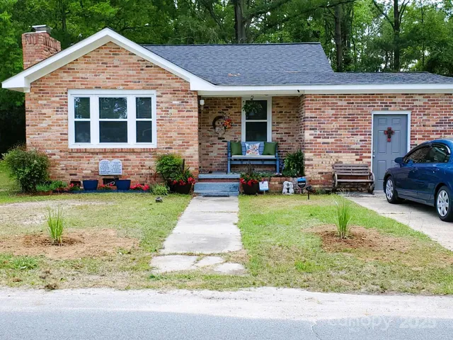 $96,000 | 236 Legrand Street, Cheraw, SC 29520