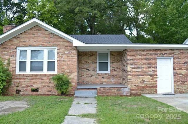 $96,000 | 236 Legrand Street, Cheraw, SC 29520