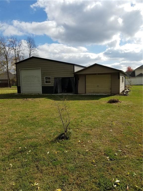 1125 River Road Columbus, IN 47203 - Photo 3 of 3
