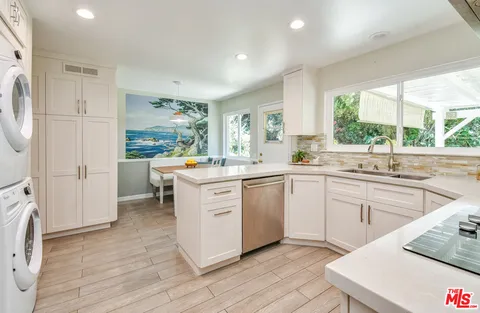 $1,328,000 | 10828 Amigo Avenue, Porter Ranch, CA 91326