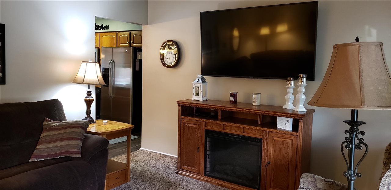 6291 West Vienna Road Clio, MI 48420 - Photo 4 of 25 50052026-3.JPG