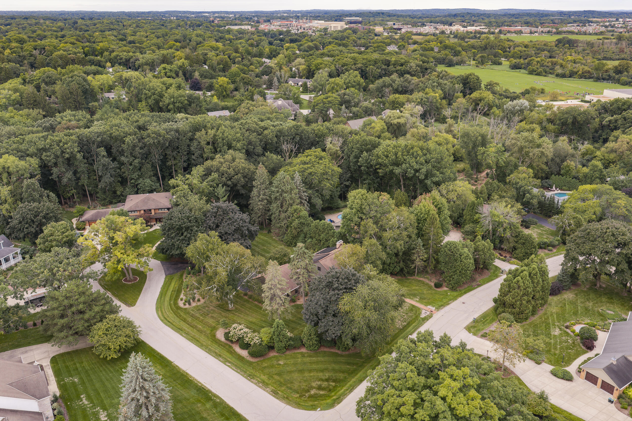 15025 Westover Road Elm Grove, WI 53122 - Photo 79 of 84 15025 Westover-79