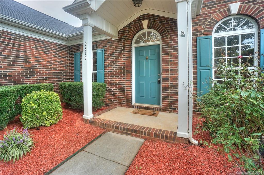 9319 Culcairn Road Huntersville, NC 28078 - Photo 2 of 39 Gallery Image 2