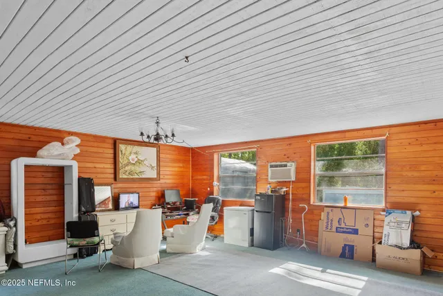 $295,000 | 109 Sandpiper Drive, Hawthorne, FL 32640