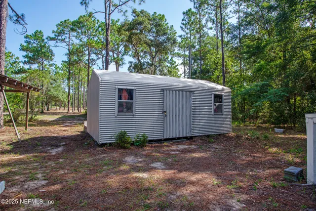 $295,000 | 109 Sandpiper Drive, Hawthorne, FL 32640