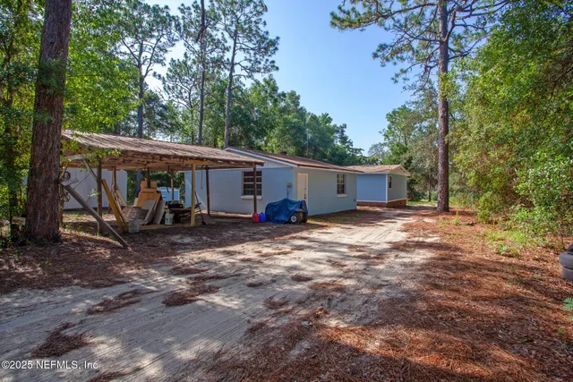 $295,000 | 109 Sandpiper Drive, Hawthorne, FL 32640