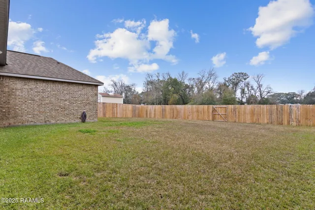 $270,000 | 902 Deer Meadow Boulevard, Broussard, LA 70518