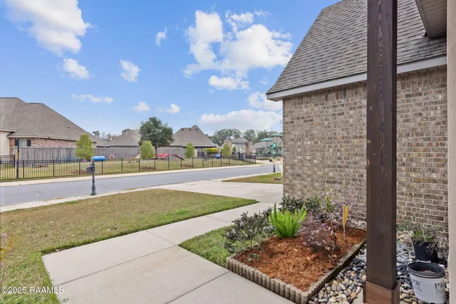 $270,000 | 902 Deer Meadow Boulevard, Broussard, LA 70518