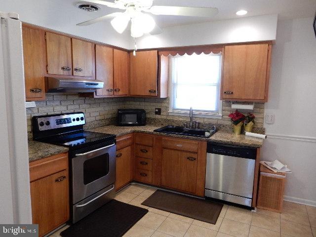 10507 Thrift Road Clinton, MD 20735 - Photo 5 of 27 Gallery Image 5