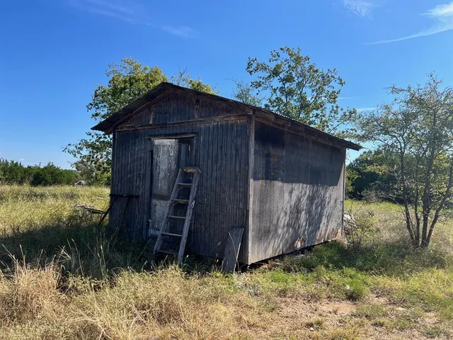 $115,000 | 815 West Standifer Street, Hamilton, TX 76531