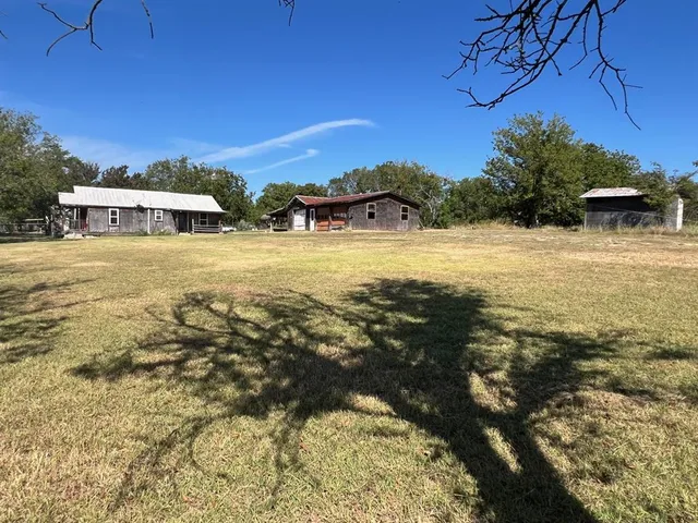 $115,000 | 815 West Standifer Street, Hamilton, TX 76531