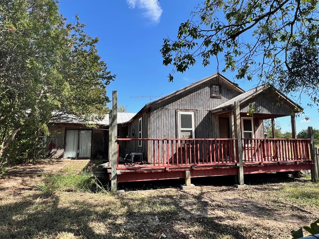 815 West Standifer Street Hamilton, TX 76531 - Photo 2 of 20