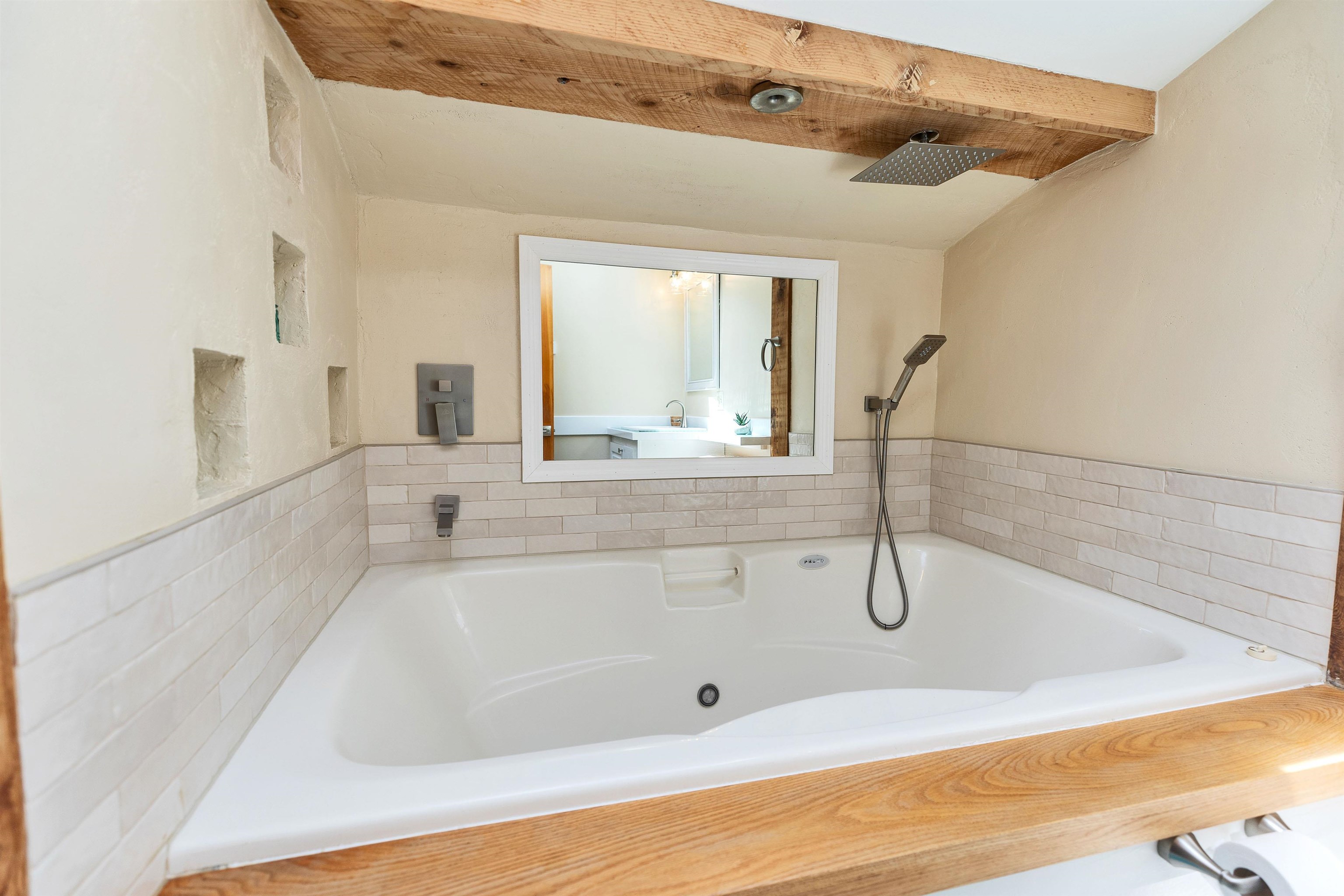 38 Shaker Farm Road South Marlborough, NH 03455 - Photo 39 of 60