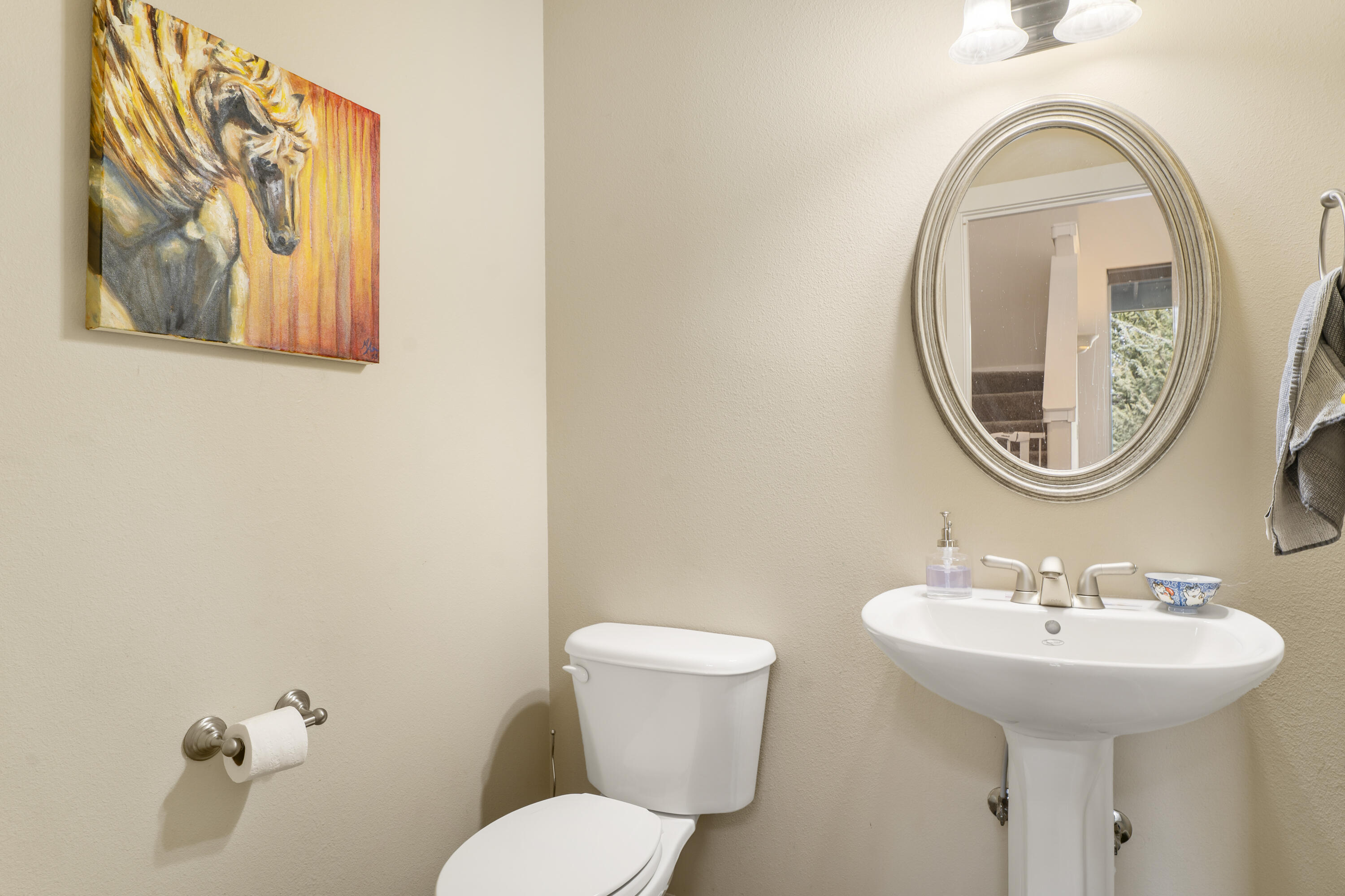 11170 Village Loop Redmond, OR 97756 - Photo 28 of 40 30-Bathroom