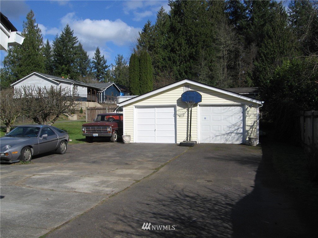 2834 Rocky Point Road Northwest Bremerton, WA 98312 - Photo 13 of 18 Gallery Image 13
