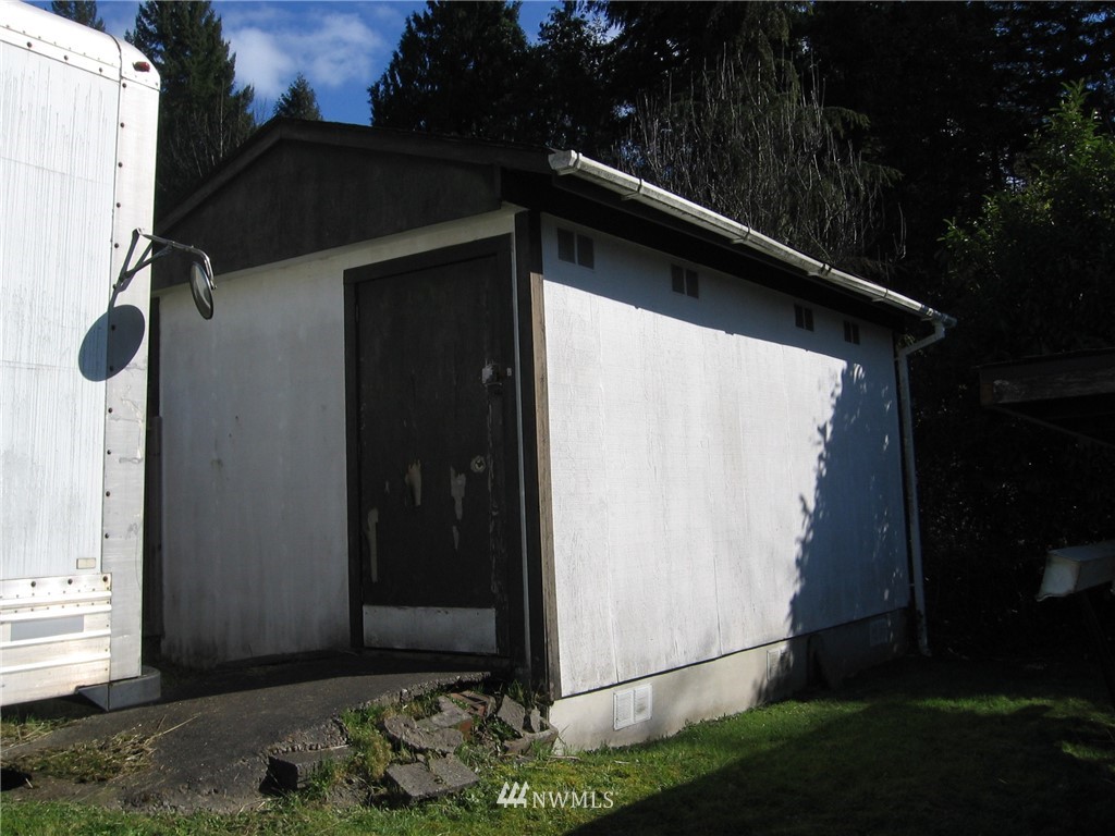 2834 Rocky Point Road Northwest Bremerton, WA 98312 - Photo 15 of 18 Gallery Image 15