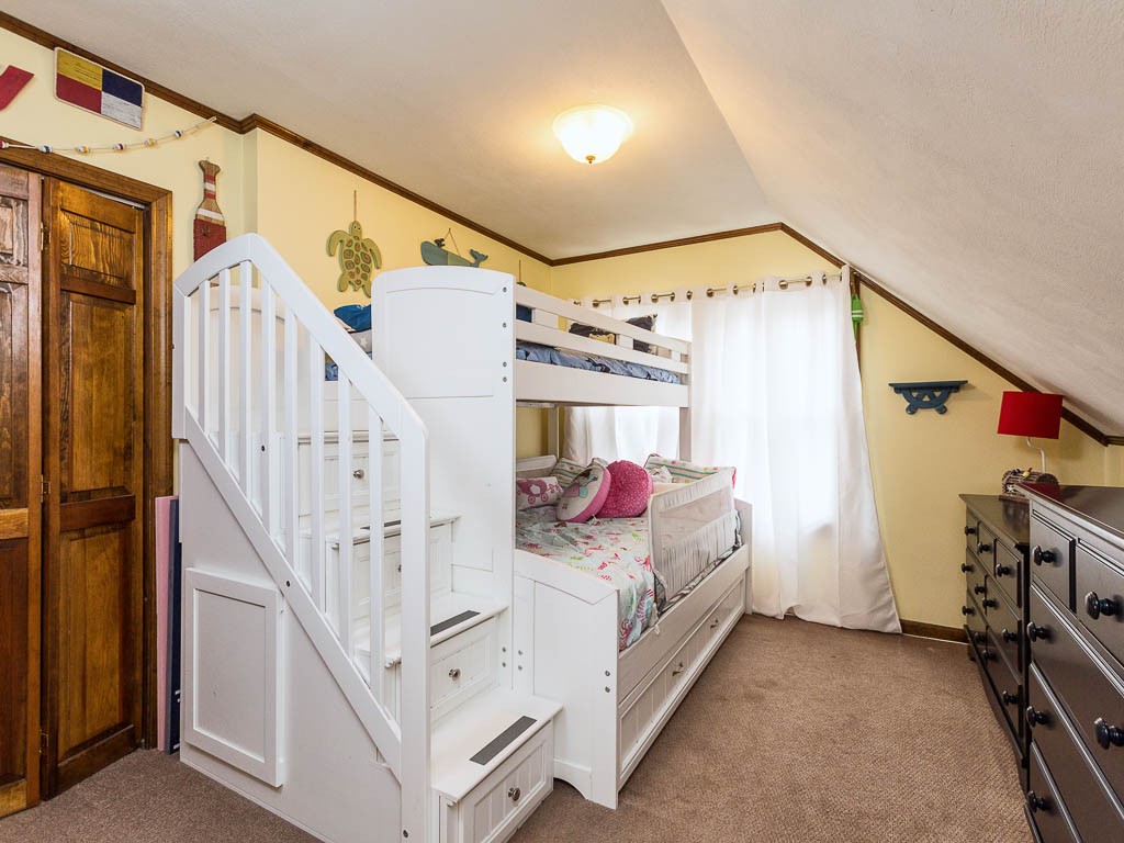6 Ridge Street Andover, MA 01810 - Photo 11 of 17 Gallery Image 11