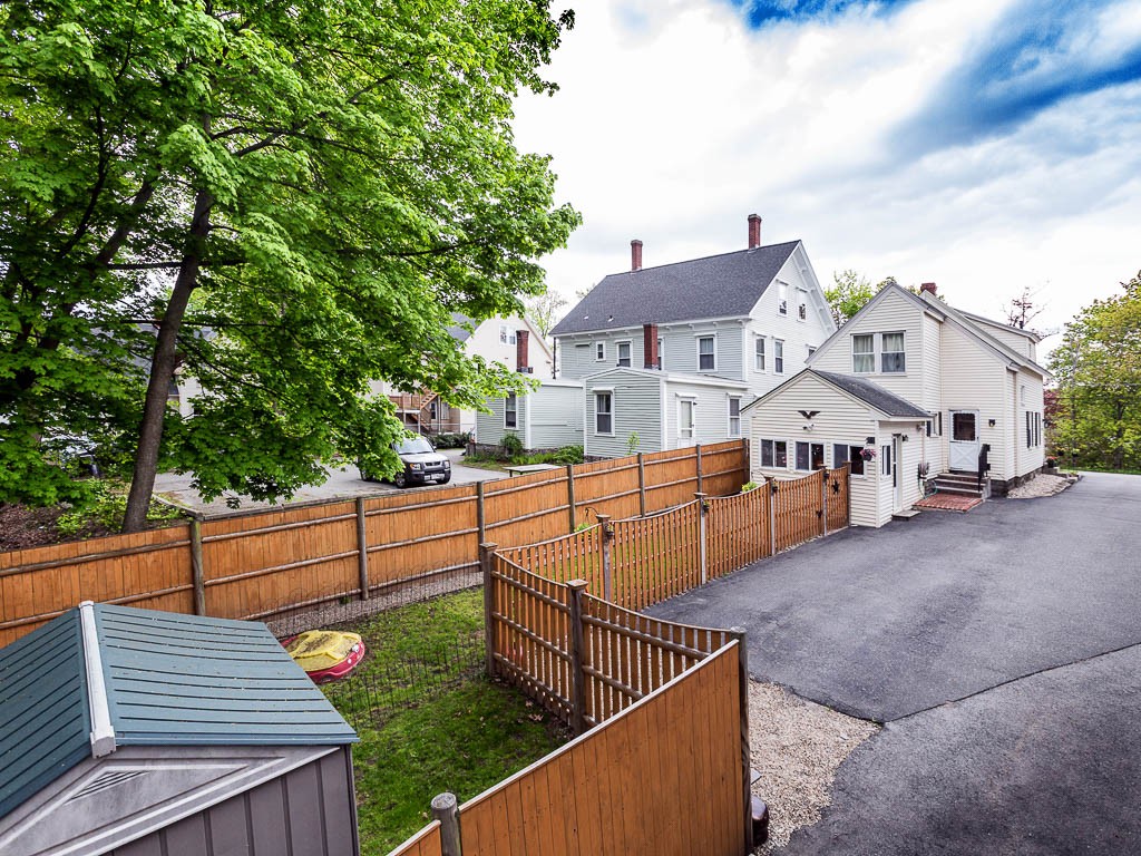 6 Ridge Street Andover, MA 01810 - Photo 3 of 17 Gallery Image 3