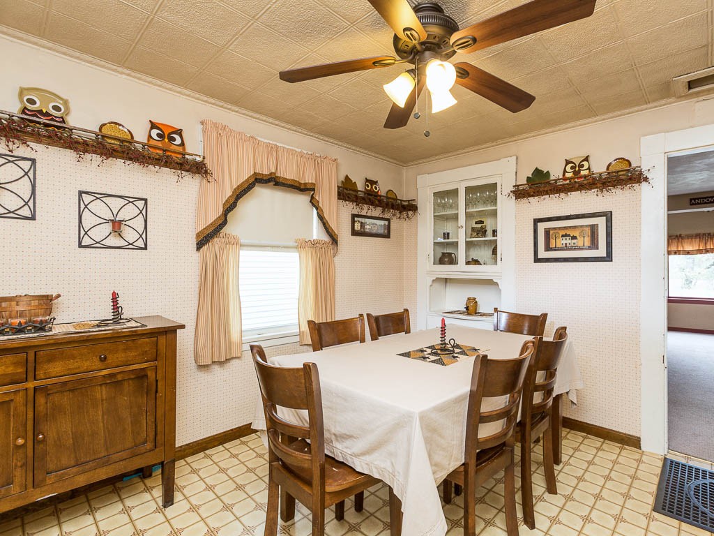 6 Ridge Street Andover, MA 01810 - Photo 9 of 17 Gallery Image 9