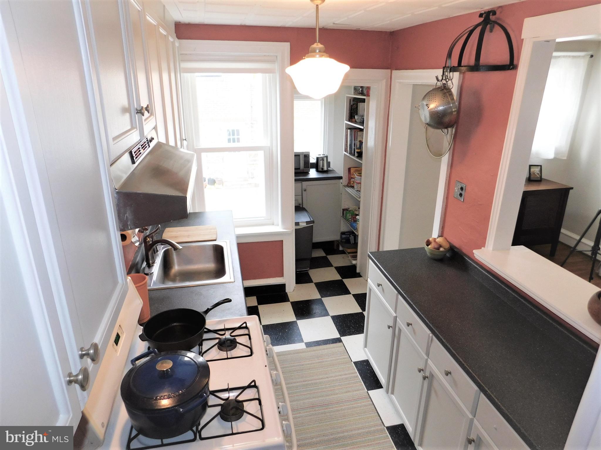 413 Wellesley Road Philadelphia, PA 19119 - Photo 9 of 28 Gallery Image 9