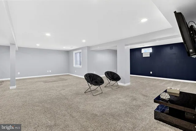 $949,900 | 810 Ashby Drive, Middletown, DE 19709