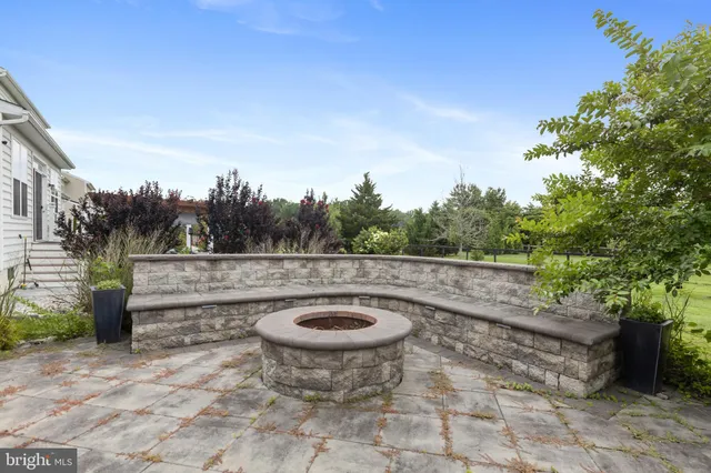 $949,900 | 810 Ashby Drive, Middletown, DE 19709