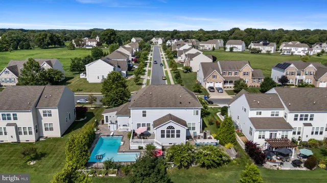 $949,900 | 810 Ashby Drive, Middletown, DE 19709