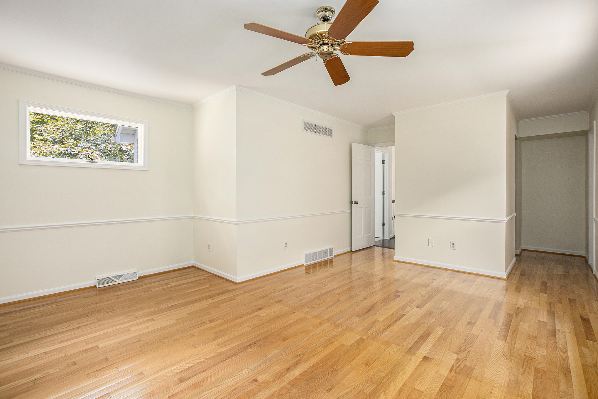 4887 Wylie Road Dexter, MI 48130 - Photo 30 of 58 21.2 bed