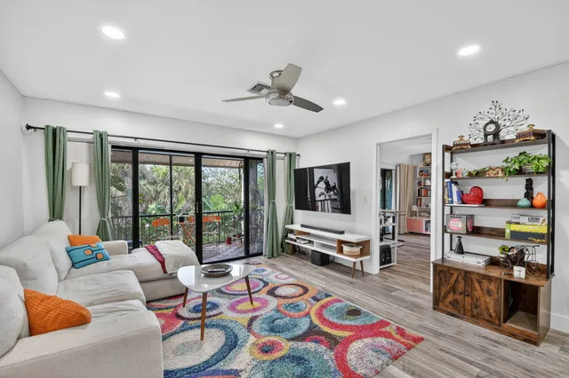 $300,000 | 1801 Presidential Way, Unit D204, West Palm Beach, FL 33401