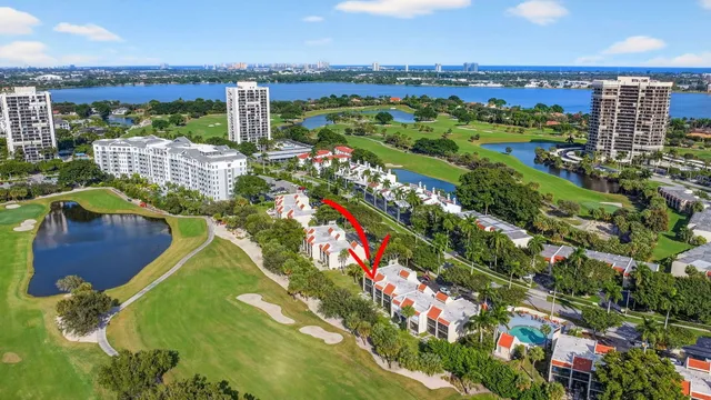 $300,000 | 1801 Presidential Way, Unit D204, West Palm Beach, FL 33401