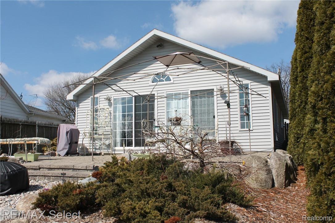 2169 Wiggins Road Fenton, MI 48430 - Photo 35 of 39 IMG_8866.JPG