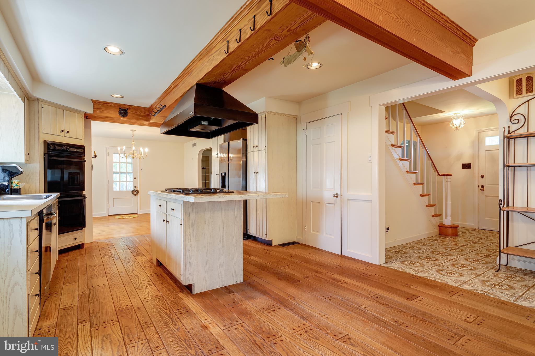 1324 Dill Road Havertown, PA 19083 - Photo 13 of 47