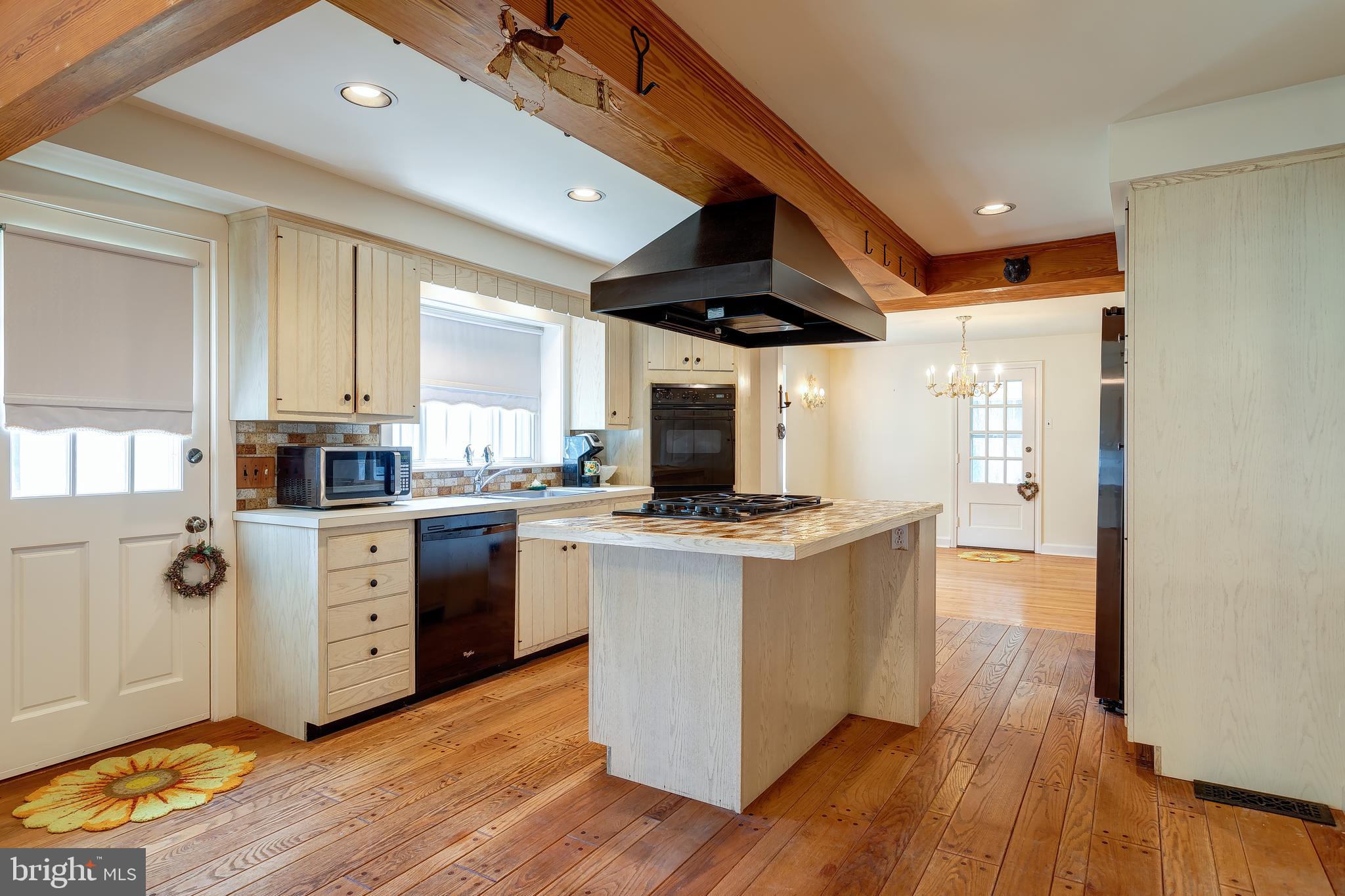 1324 Dill Road Havertown, PA 19083 - Photo 14 of 47