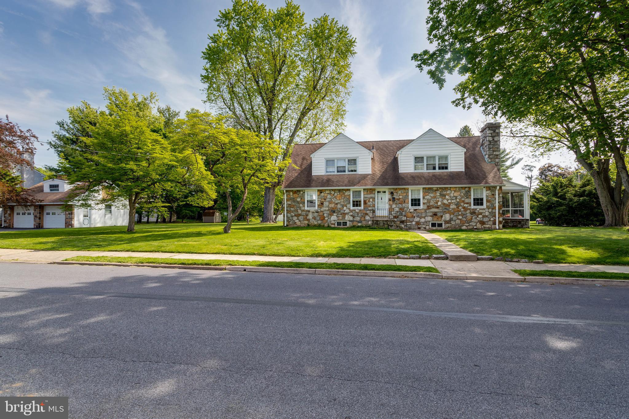 1324 Dill Road Havertown, PA 19083 - Photo 2 of 47