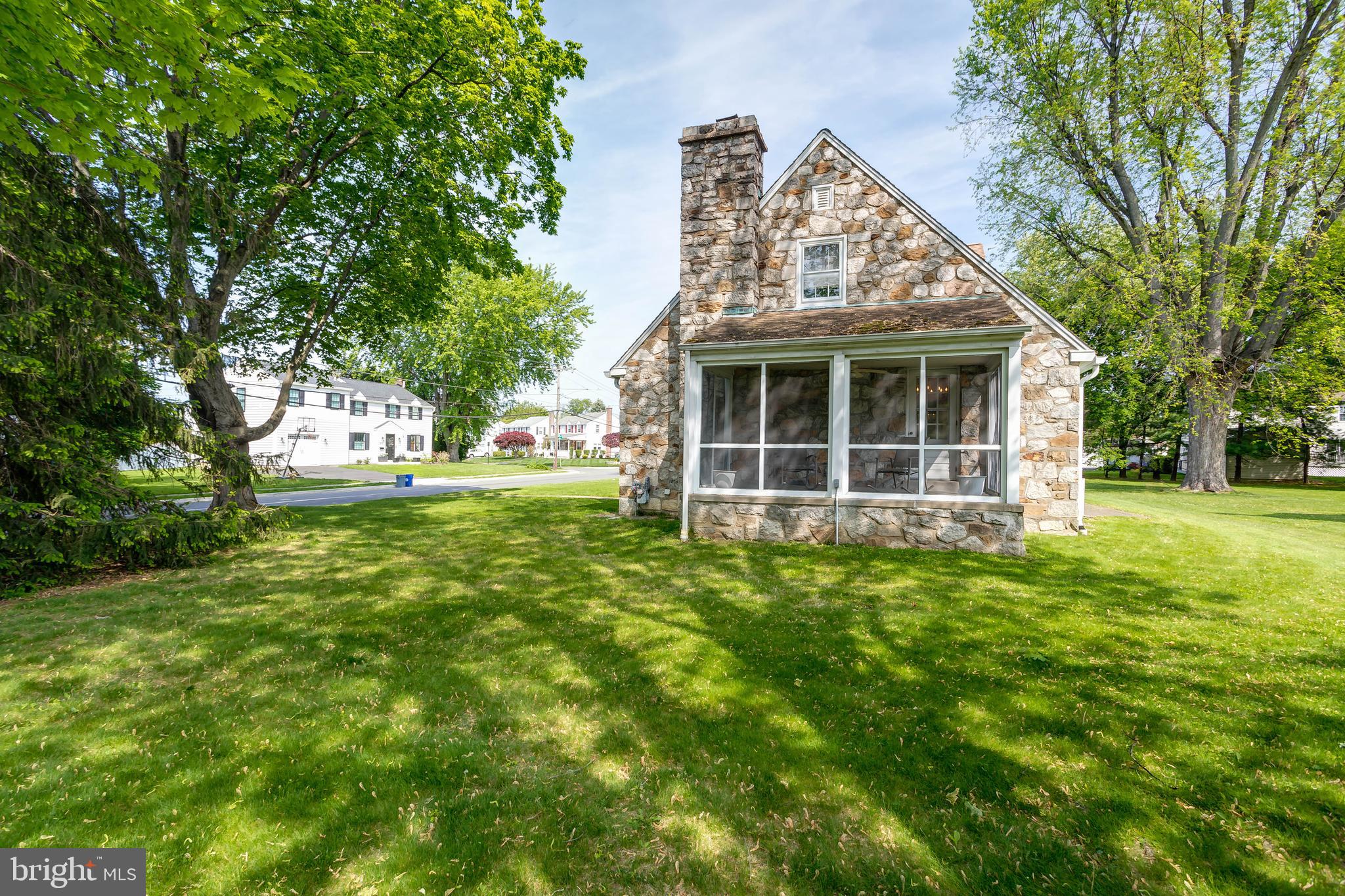 1324 Dill Road Havertown, PA 19083 - Photo 34 of 47