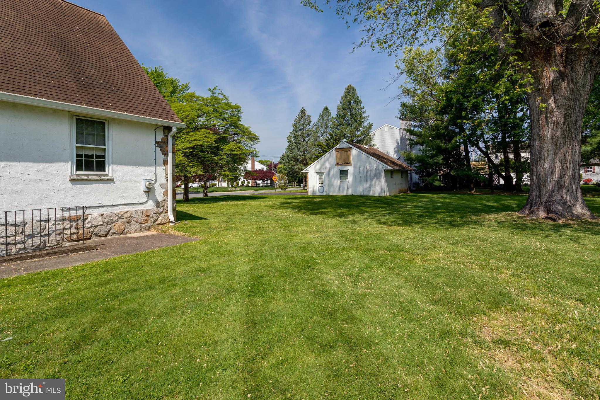 1324 Dill Road Havertown, PA 19083 - Photo 36 of 47