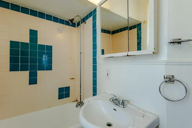 $114,900 | 2564 North 19th Street, Milwaukee, WI 53206