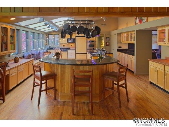 361 Windsor Road Asheville, NC 28804 - Photo 11 of 24 Gallery Image 11