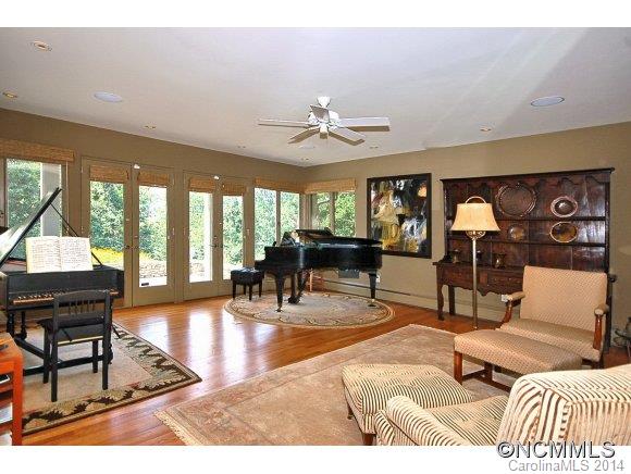 361 Windsor Road Asheville, NC 28804 - Photo 15 of 24 Gallery Image 15