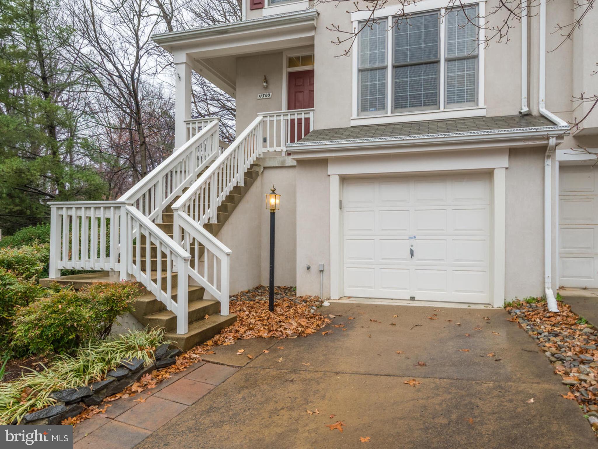 11300 Fairwind Way Reston, VA 20190 - Photo 5 of 53