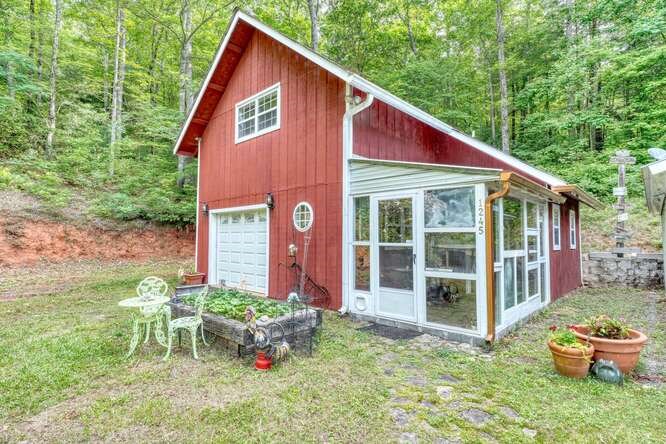 1245 Muskrat Creek Road Hayesville, NC 28904 - Photo 37 of 62