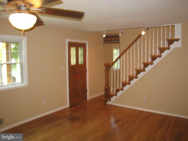 10503 Malone Street Silver Spring, MD 20902 - Photo 3 of 11 Living Room