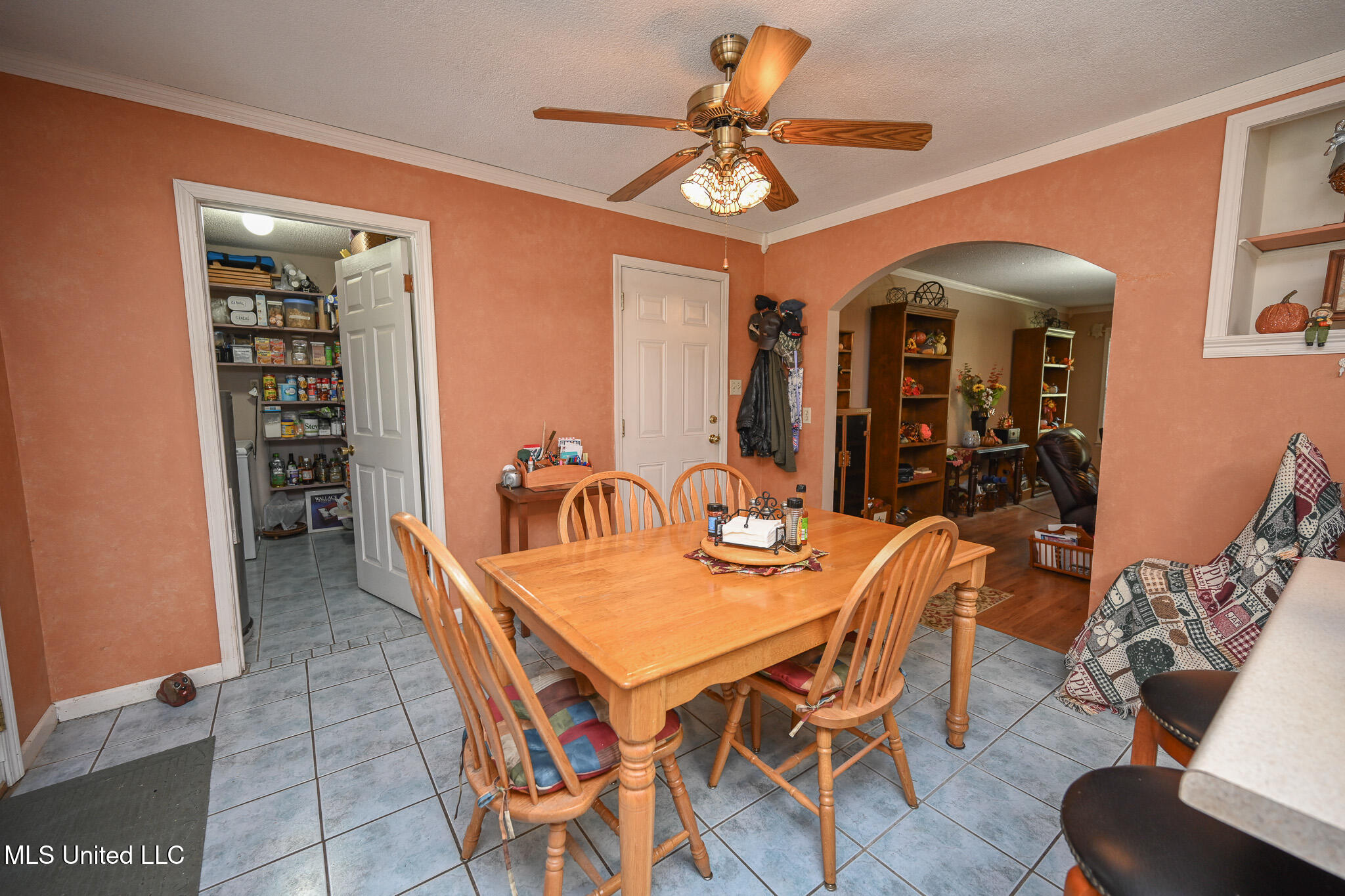 20 James Black Road Olive Branch, MS 38654 - Photo 13 of 56 dining area