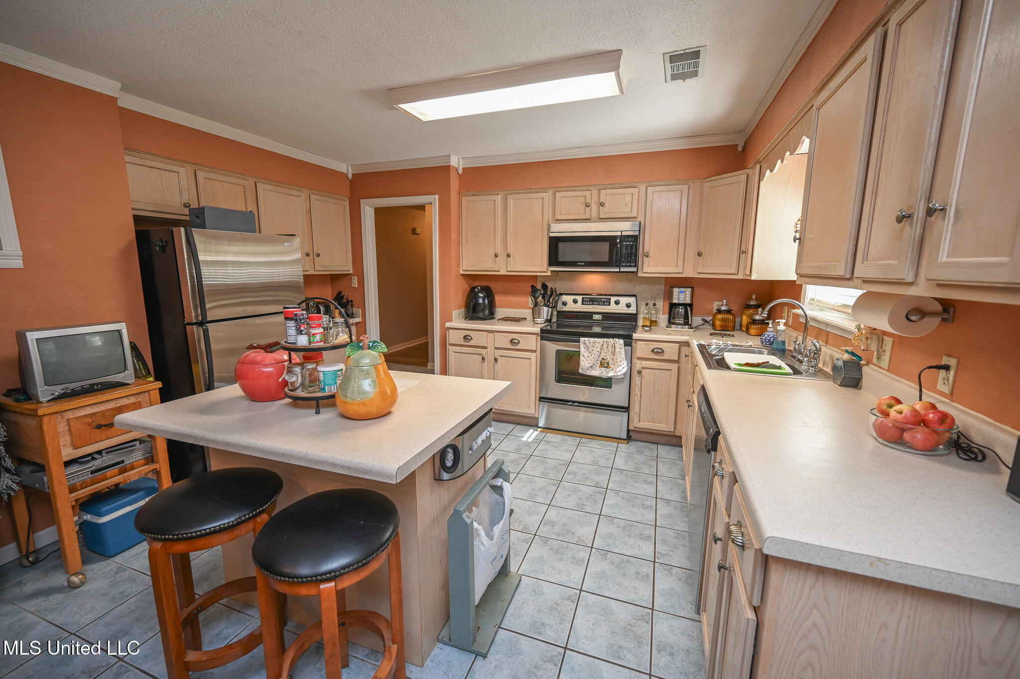 20 James Black Road Olive Branch, MS 38654 - Photo 9 of 56 kitchen