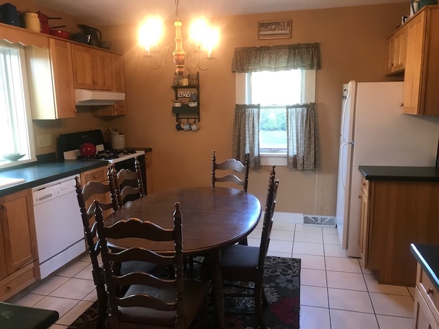 25261 Gordon Road South Bend, IN 46619 - Photo 13 of 31 Gallery Image 13