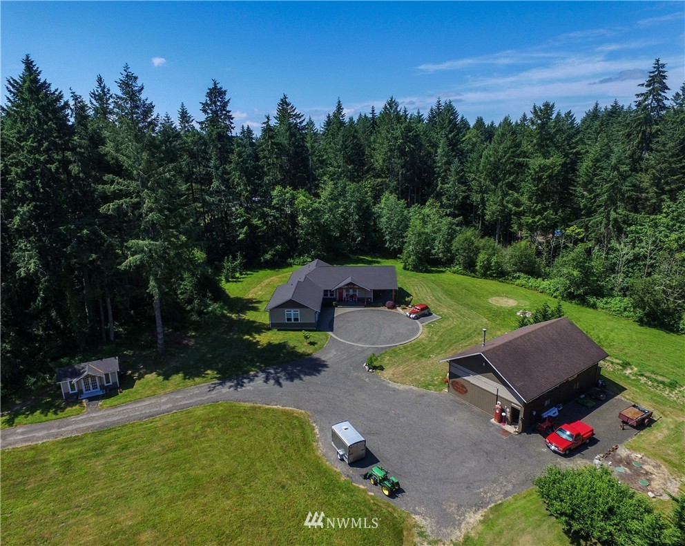 7841 Walnut Road Northeast Olympia, WA 98516 - Photo 4 of 25