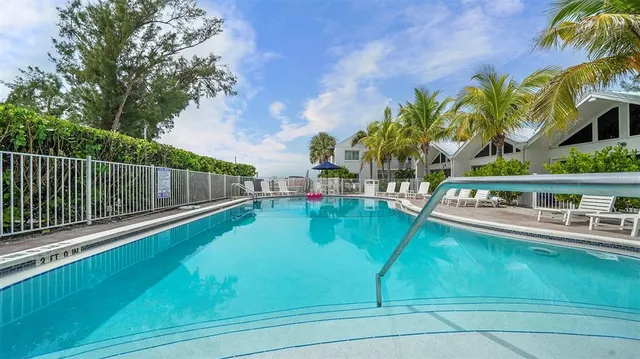 $1,350,000 | 100 73rd Street, Unit 104A, Holmes Beach, FL 34217