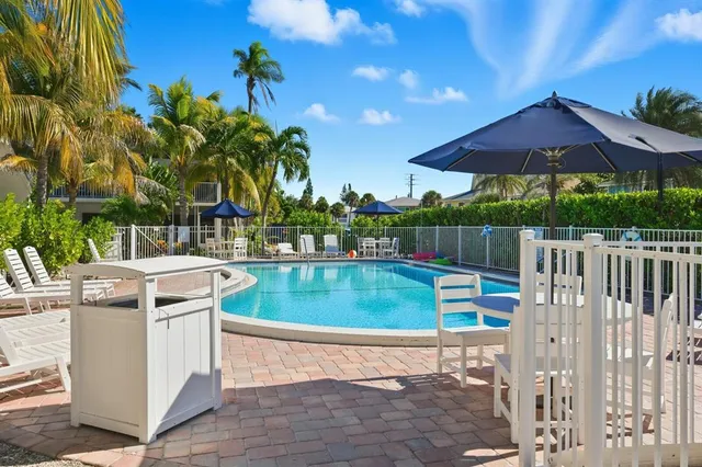 $1,350,000 | 100 73rd Street, Unit 104A, Holmes Beach, FL 34217