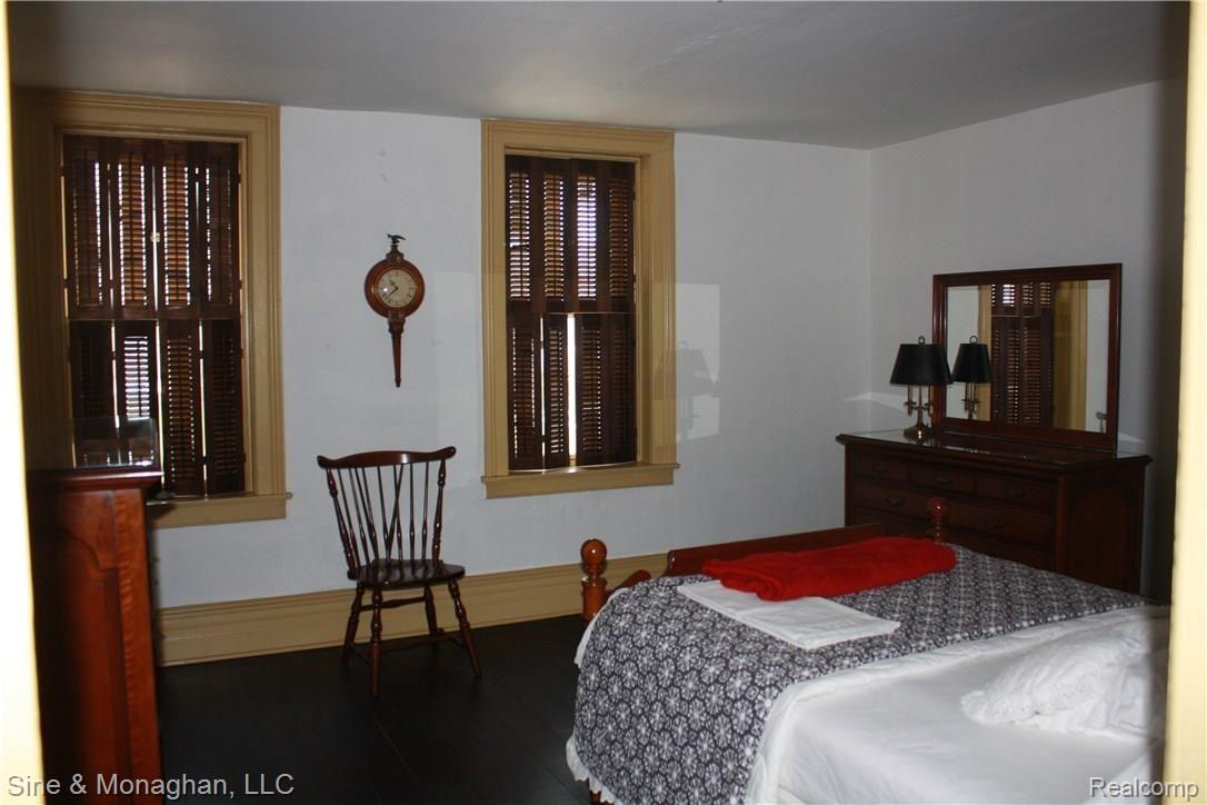 12240 East 10 Mile Road Warren, MI 48089 - Photo 14 of 18 IMG_9308.JPG