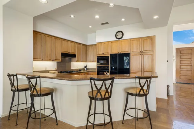 $1,300,000 | 440 Gold Canyon Drive, Palm Desert, CA 92211